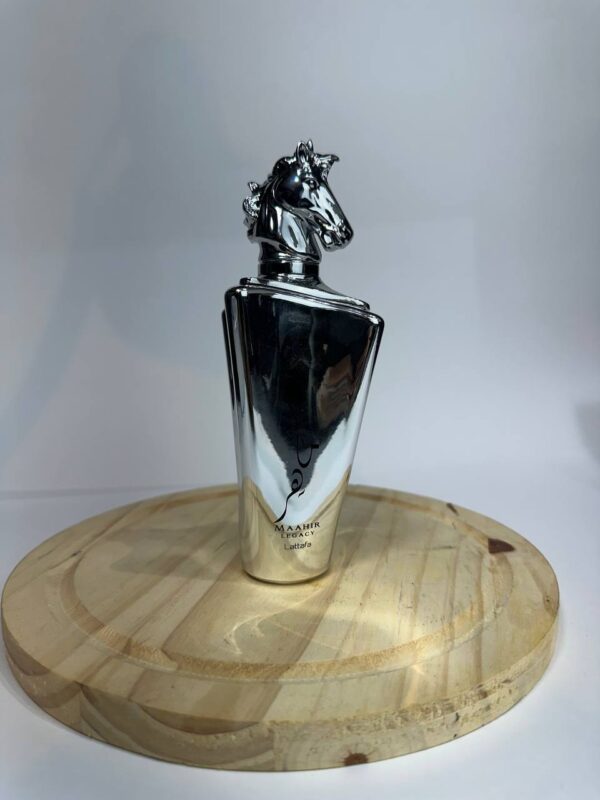 perfume masc maahir legacy lattafa 100ml