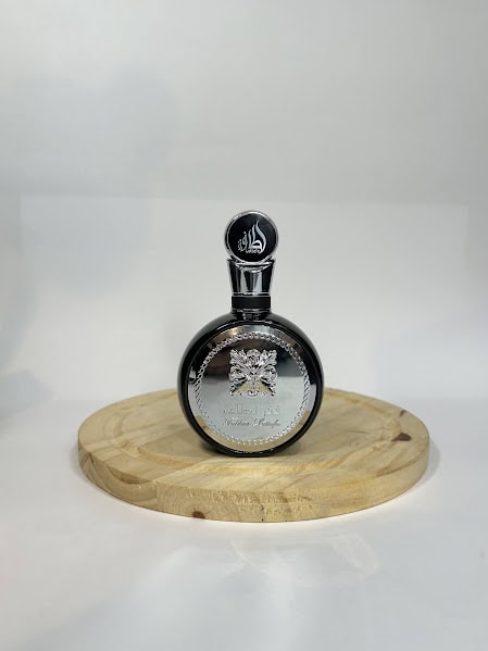 perfume masc fakhar black lataffa 100ml perfume masc fakhar black lataffa 100ml