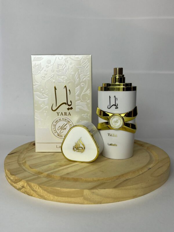 perfume fem yara moi