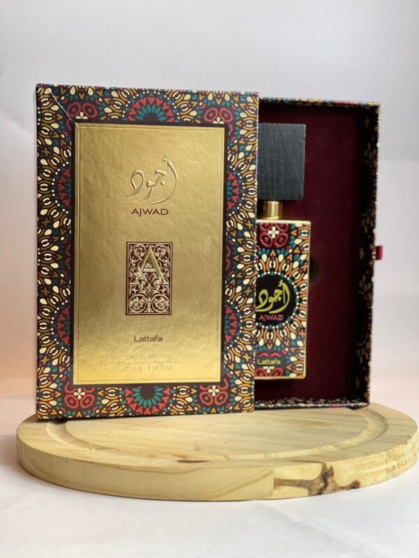 perfume masc ajwad lattafa 100ml
